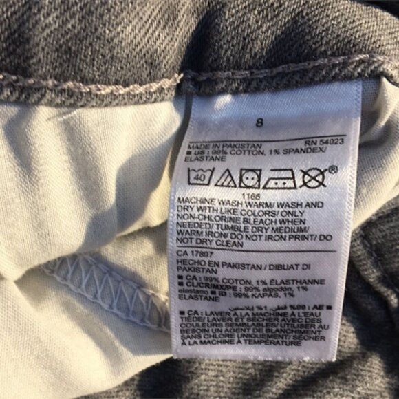 Old Navy O.G. Short Jean Shorts size 8 - Picture 5 of 7